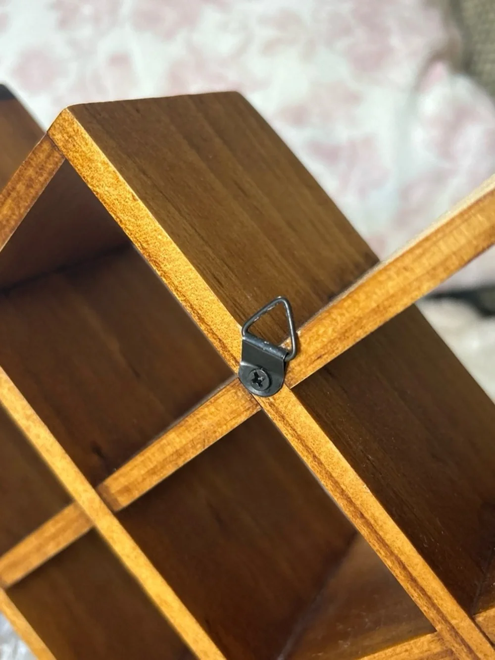 🤎Vintage Lightweight Wooden Criss Cross Wall Mount Spice Rack Shadow Box